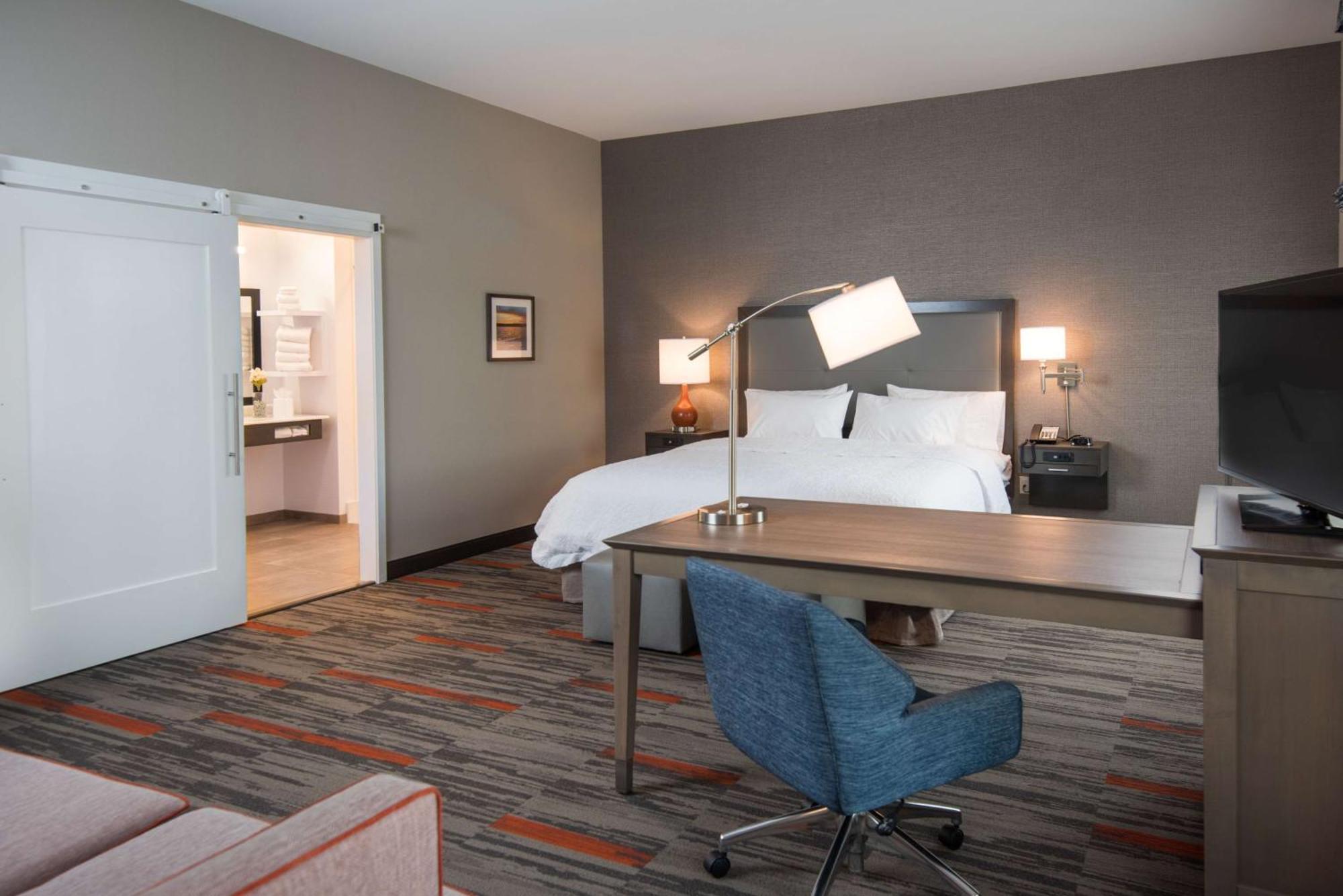 Hampton And At Wisconsin Dells Delton Hotel
