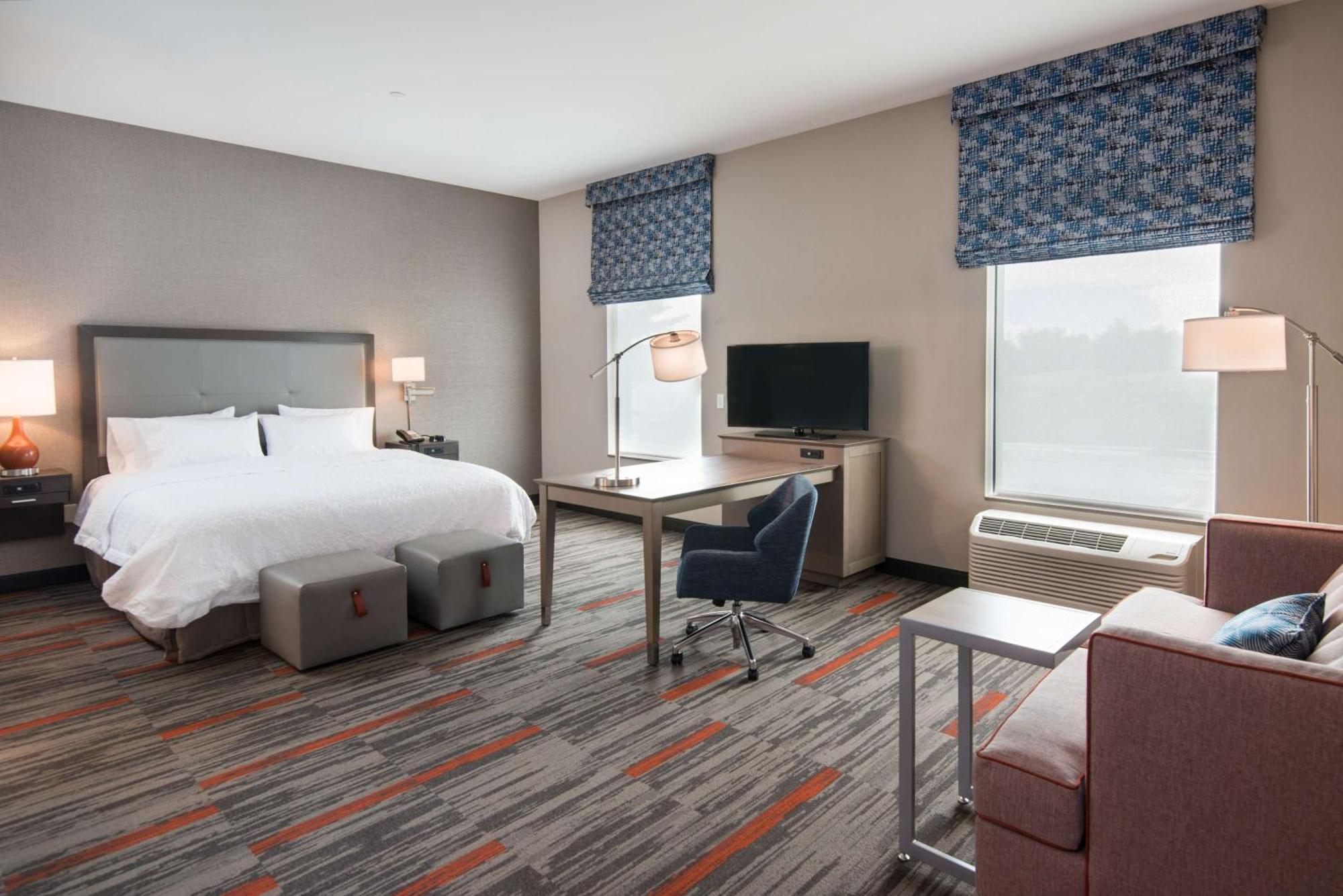 Hampton And At Wisconsin Dells Delton Hotel Lake Delton