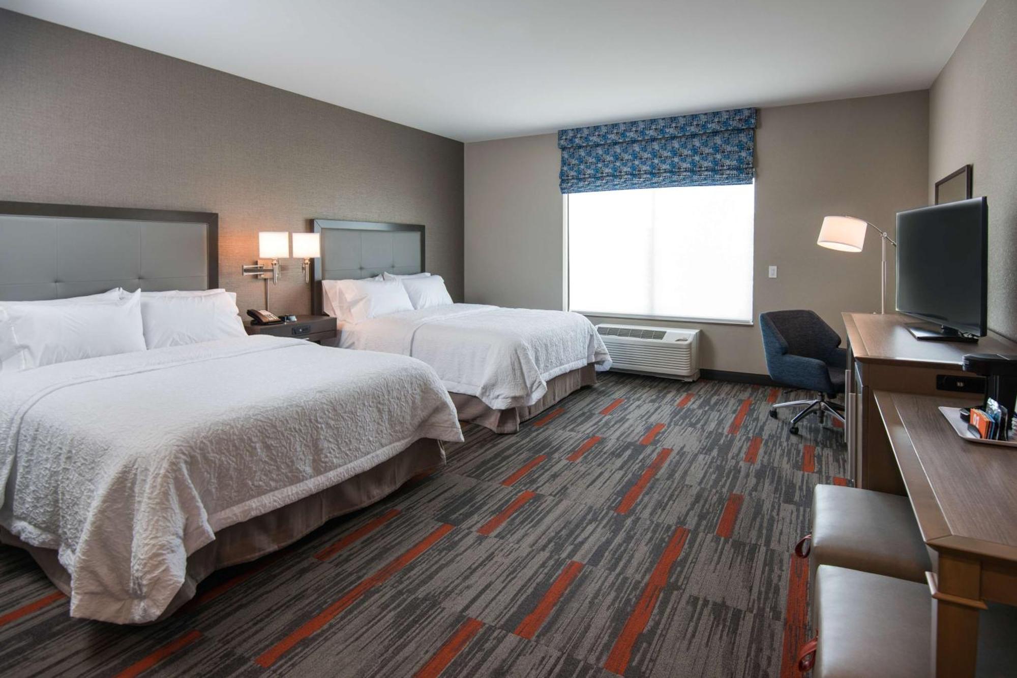 Hampton And At Wisconsin Dells Delton Hotel